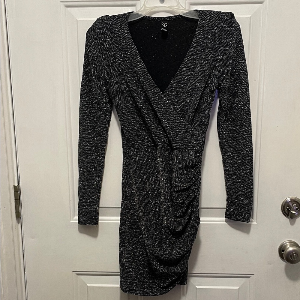 Windsor Shimmering Black Long Sleeve Dress